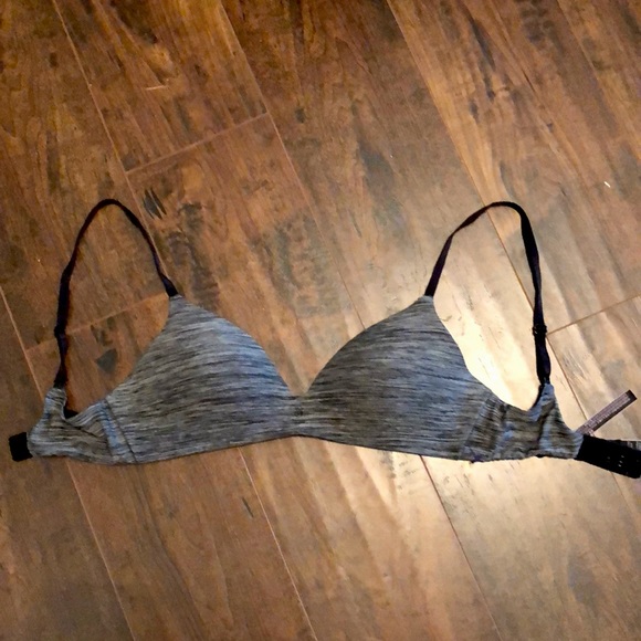 Victoria’s Secret bra - Picture 2 of 3